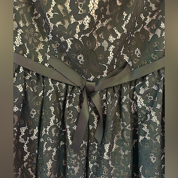 Neiman Marcus Target strapless, black lace whimsigoth holiday mini dress 6 - Picture 8 of 16